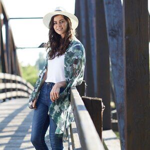 Insect Repellent Scarf Green Camo, Hadley Wren